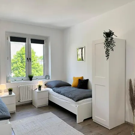 Modern & Cozy * هاتنغن